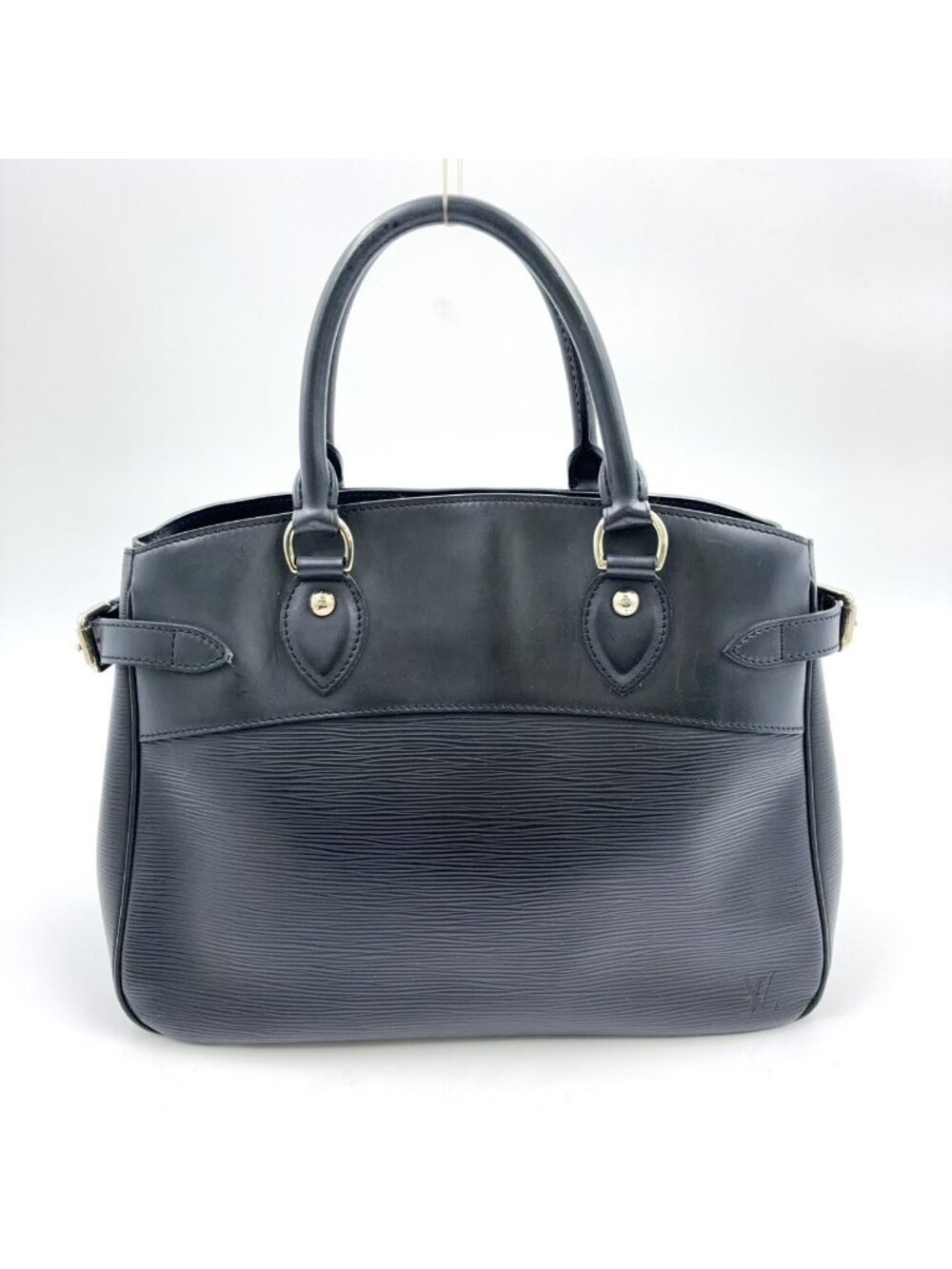 Louis Vuitton Passy PM Epi Noir Leather Black Handbag Silver